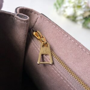 Louis Vuitton Vavin Handbags-26*20*8CM