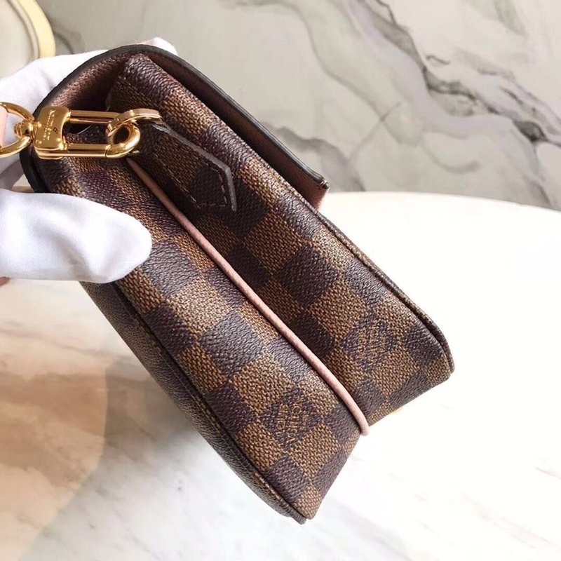 claptonwrewre_6_.jpg Louis Vuitton Clapton Handbags-25CM