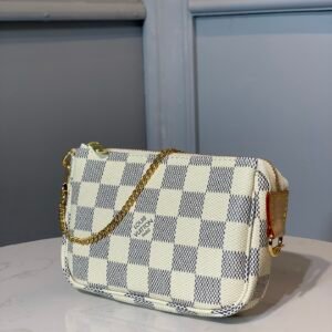 Louis Vuitton Pochette Accessoires-15.5*4*10.5CM