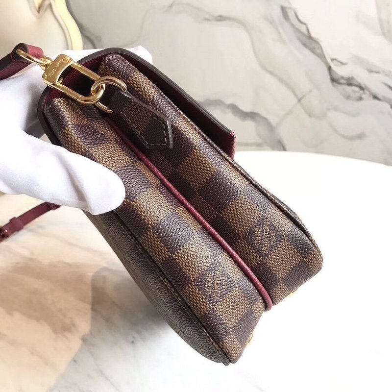 d2g-11246765erwrew_9_.jpg Louis Vuitton Clapton Handbags-25CM