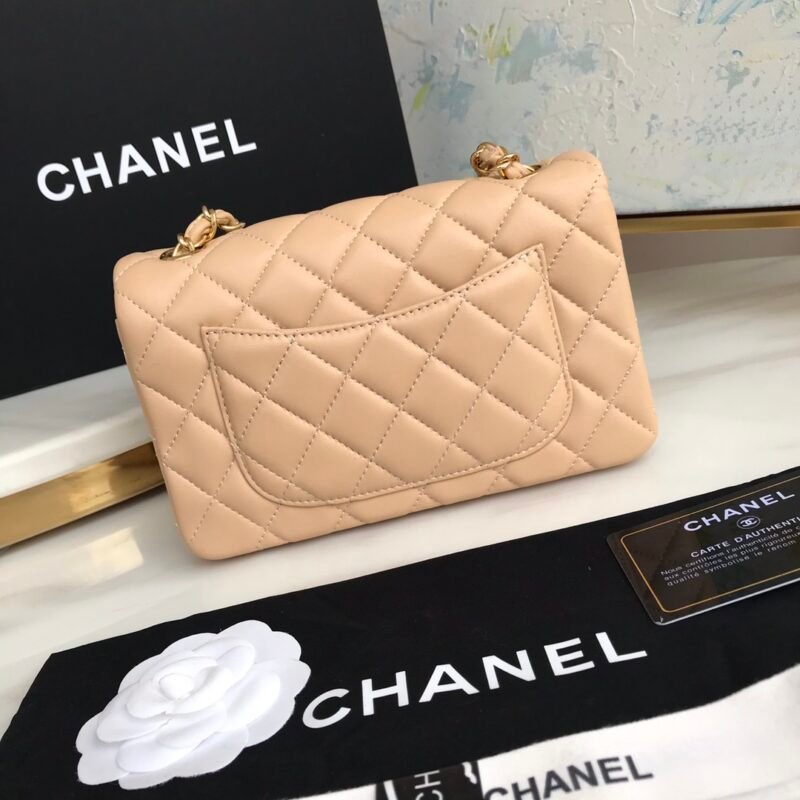dwd-0765332rewwrewer_8_.jpg Ch@nel Flap Bag-Lambskin-Gold Hardware-20CM