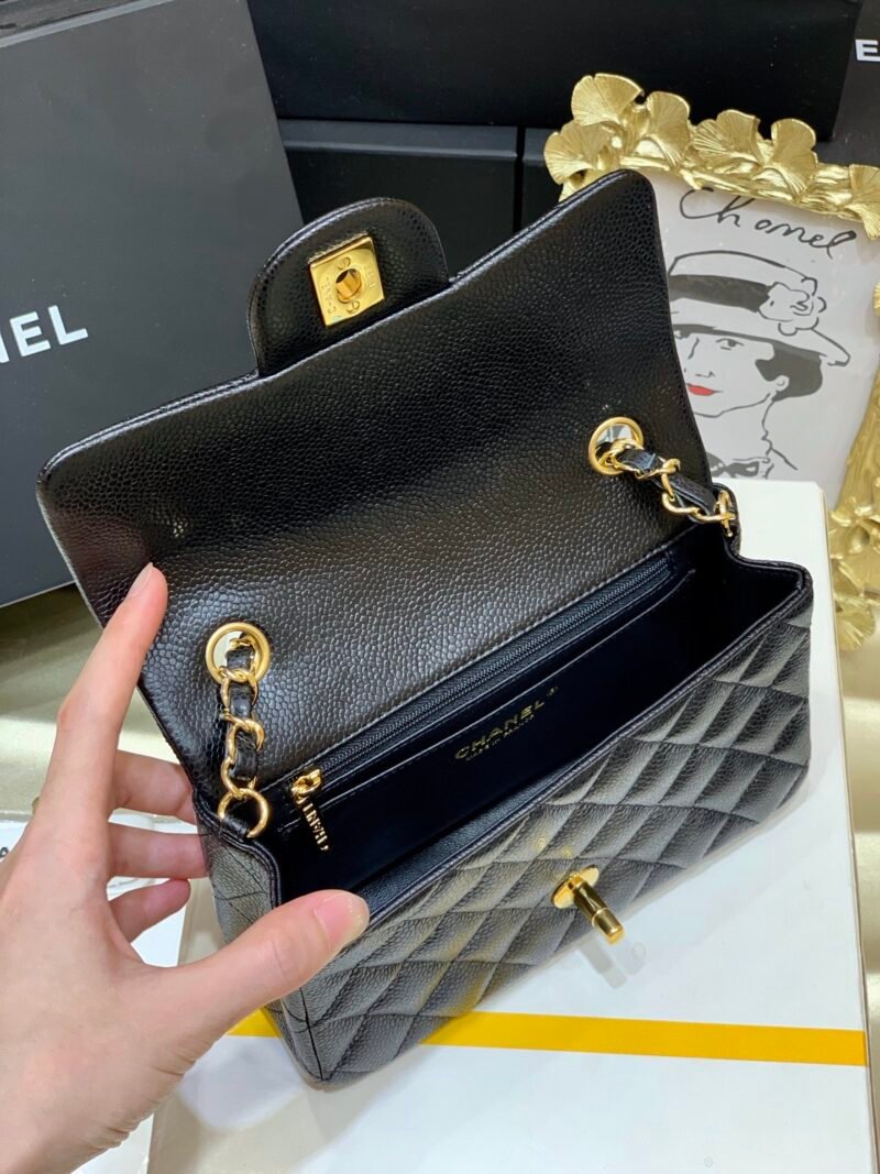 dwd-09347rewrwe_2_.jpg Ch@nel Flap Bag-Caviar-Gold Hardware-20CM