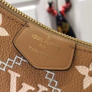 Louis Vuitton Easy Pouch On Strap-19×11.5x3CM