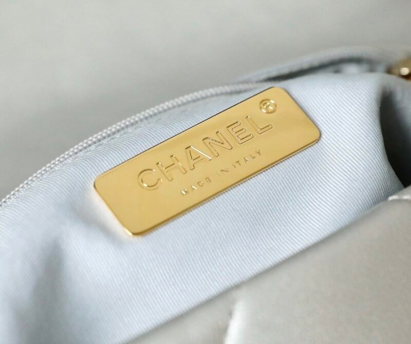 erewrwerwe_3_.jpg Ch@nel 19 Flap Bag-30CM