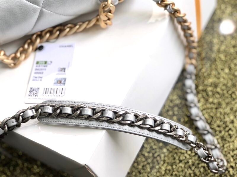 erewrwerwe_6_.jpg Ch@nel 19 Flap Bag-30CM