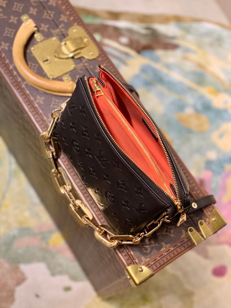 Louis Vuitton Coussin BB Bag-20*16*12 CM
