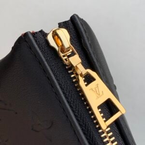 Louis Vuitton Coussin BB Bag-20*16*12 CM