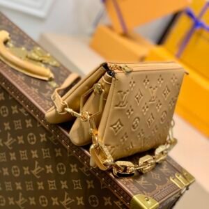 Louis Vuitton Coussin BB Bag-20*16*12 CM
