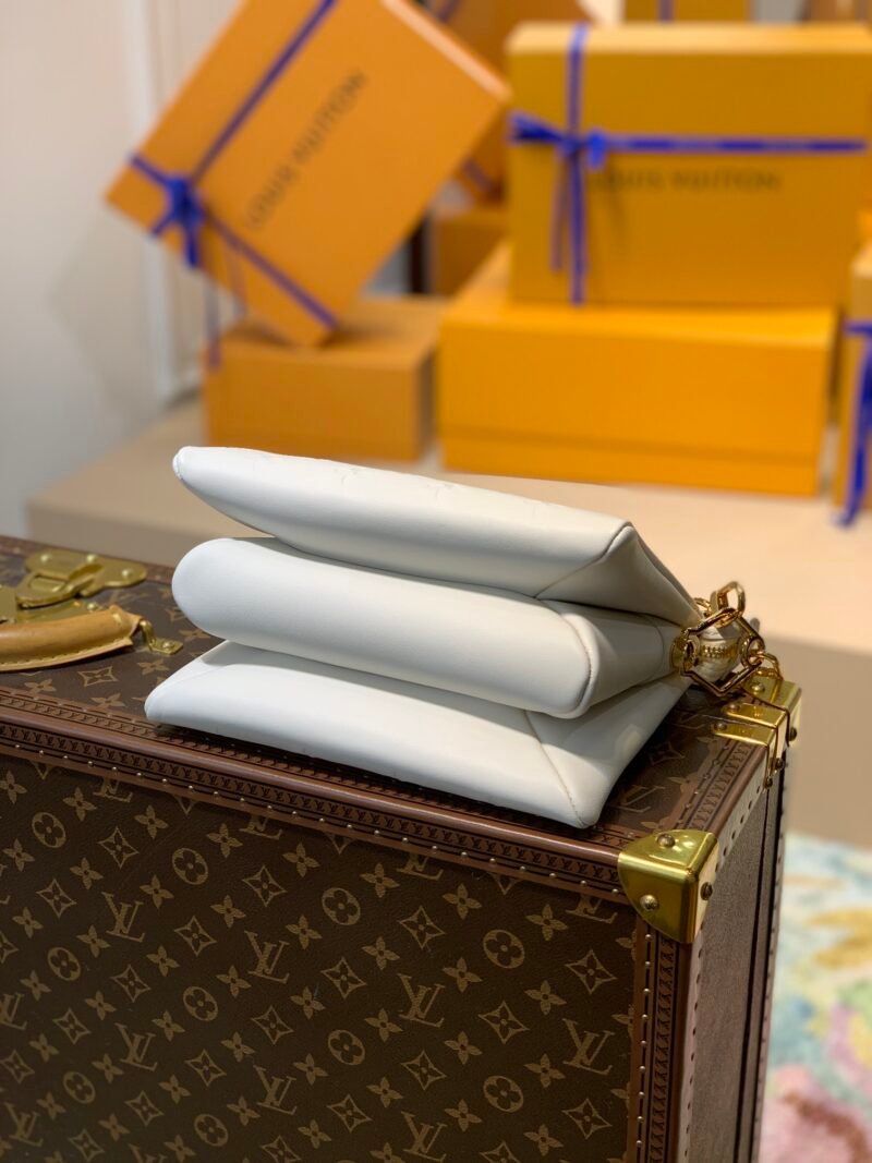 Louis Vuitton Coussin Handbags-26*20*12CM