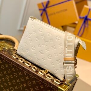 erwe-86646788rewrwe_5_.jpg Louis Vuitton Coussin Handbags-26*20*12CM
