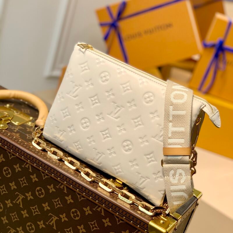 Louis Vuitton Coussin Handbags-26*20*12CM