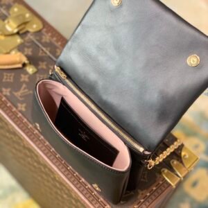 Louis Vuitton Pochette Coussin Chain Bag-20*14*8CM