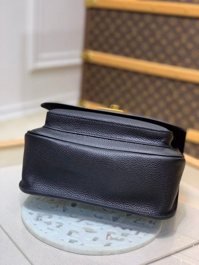 erwerewew_5_.jpg Louis Vuitton Lockme Handbags PM-M57073-23*17*11CM