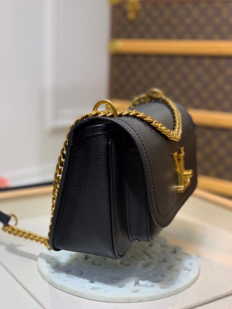 erwerewew_8_.jpg Louis Vuitton Lockme Handbags PM-M57073-23*17*11CM