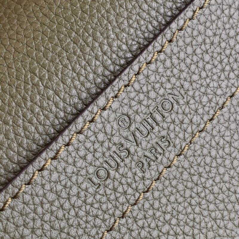 erwerwerwe_1__1.jpg Louis Vuitton Lockme Handbags PM-M57073-23*17*11CM
