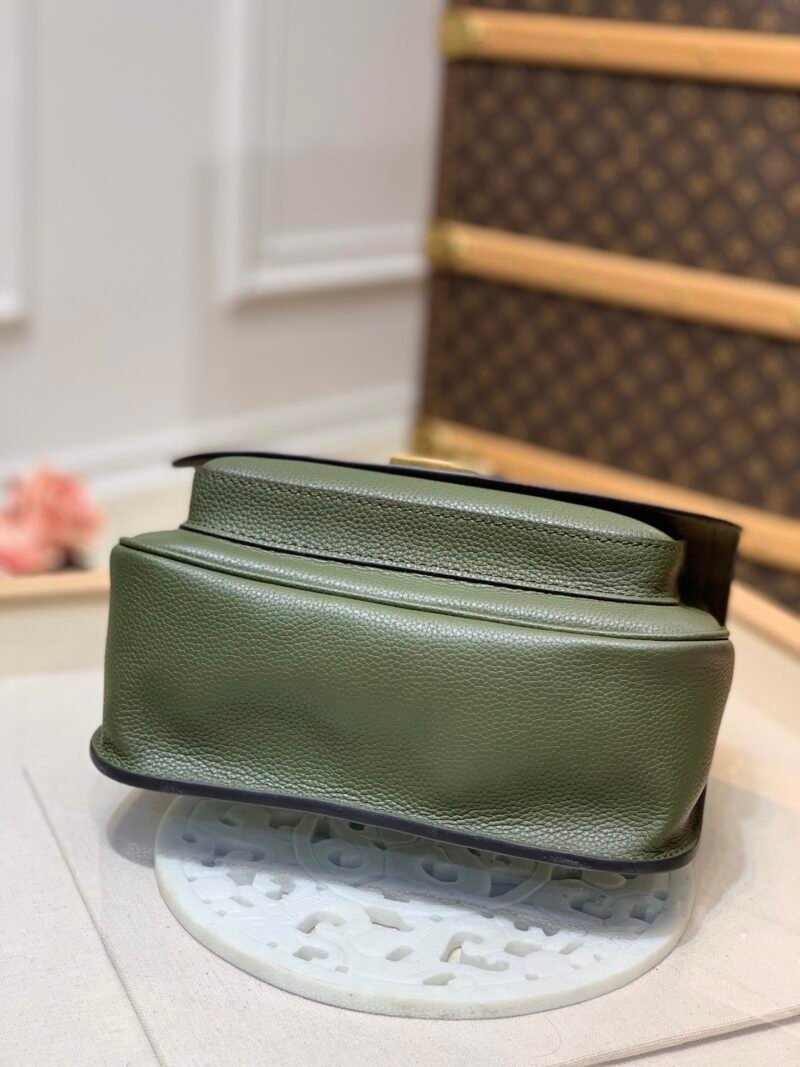 Louis Vuitton Lockme Handbags PM-M57073-23*17*11CM