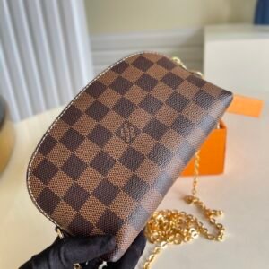 Louis Vuitton Cosmetic Pouch & Chain Bag M47515-17*12*6CM