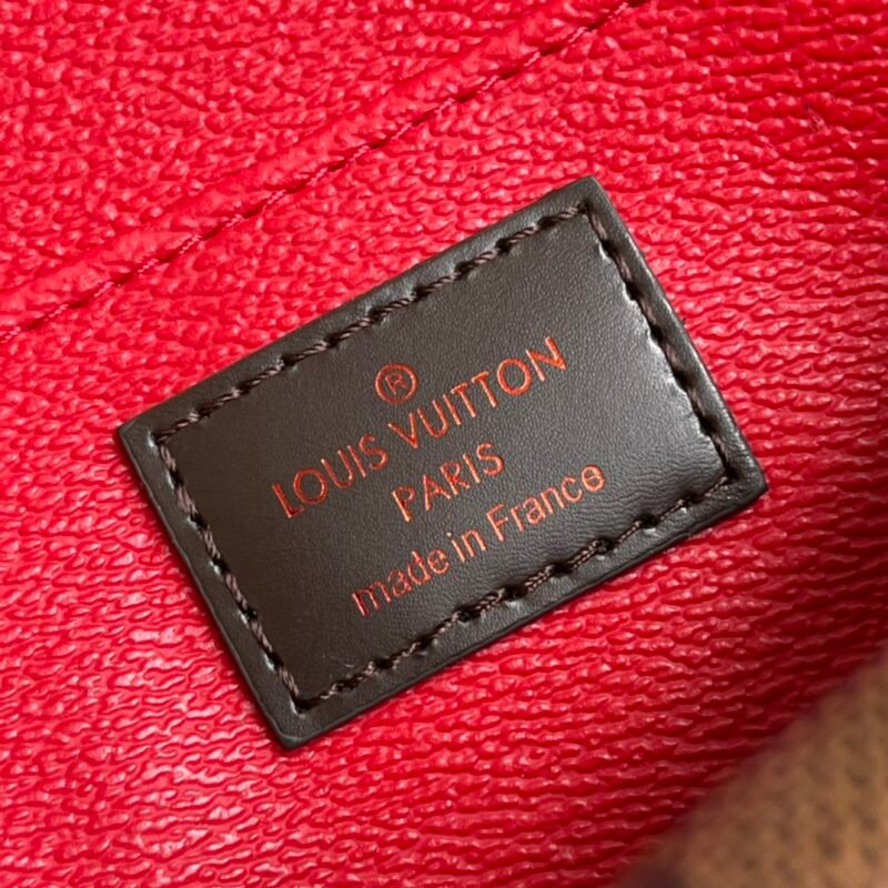 Louis Vuitton Cosmetic Pouch & Chain Bag M47515-17*12*6CM