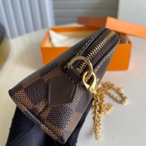 Louis Vuitton Cosmetic Pouch & Chain Bag M47515-17*12*6CM