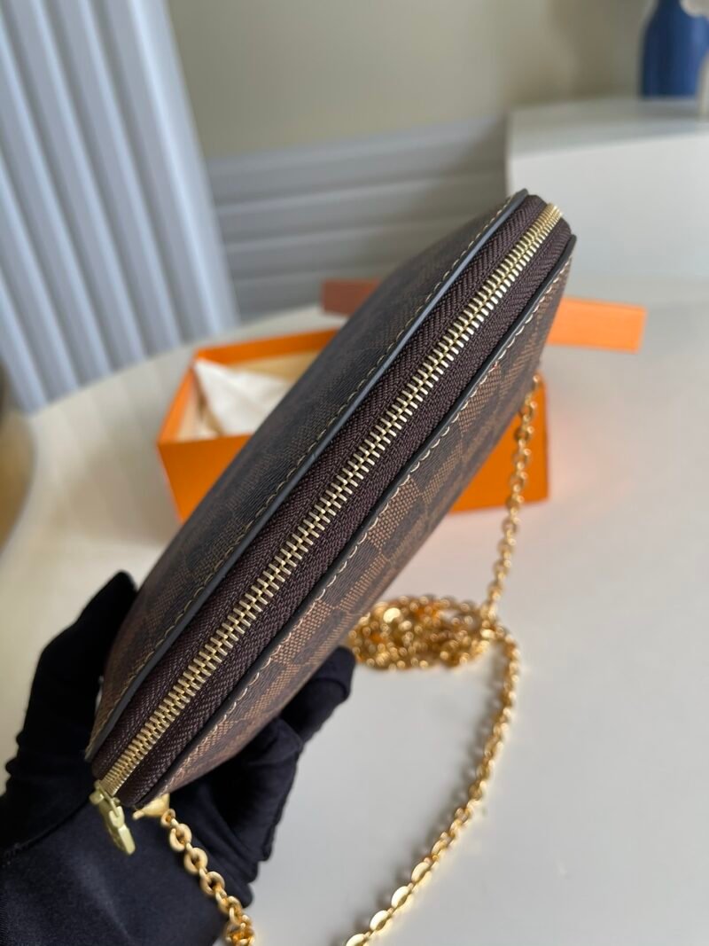 Louis Vuitton Cosmetic Pouch & Chain Bag M47515-17*12*6CM