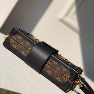 erwrwerwerteetrerty_2_.jpg Louis Vuitton Petite Malle-20*5*12.5CM