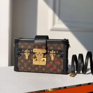 erwrwerwerteetrerty_8_.jpg Louis Vuitton Petite Malle-20*5*12.5CM
