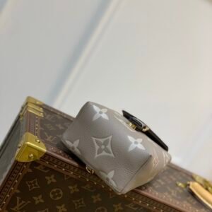 ewrewrwe_5_.jpg Louis Vuitton By The Pool Backpack M80738-13*19*8CM