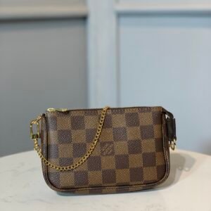 Louis Vuitton Pochette Accessoires-15.5*4*10.5CM