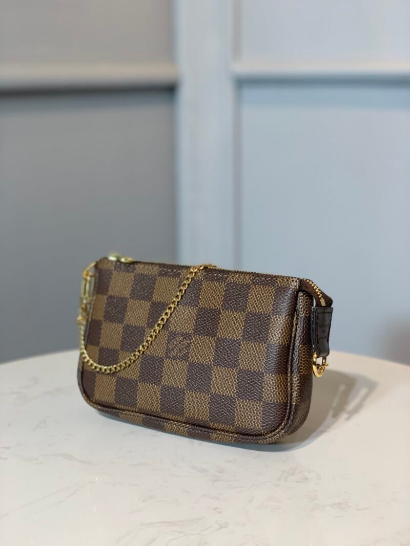 Louis Vuitton Pochette Accessoires-15.5*4*10.5CM