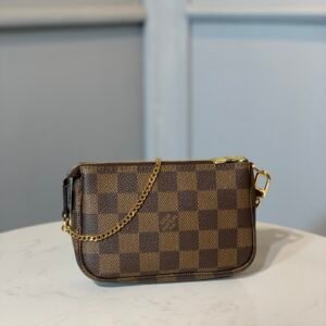 Louis Vuitton Pochette Accessoires-15.5*4*10.5CM