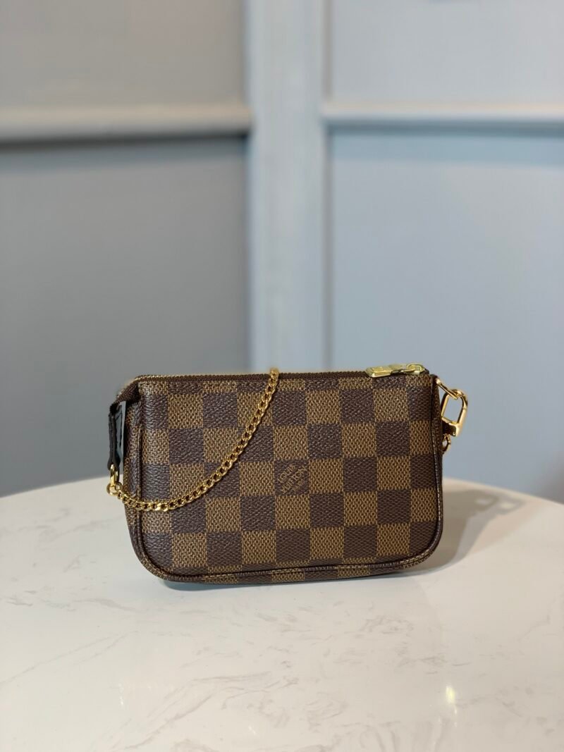 Louis Vuitton Pochette Accessoires-15.5*4*10.5CM