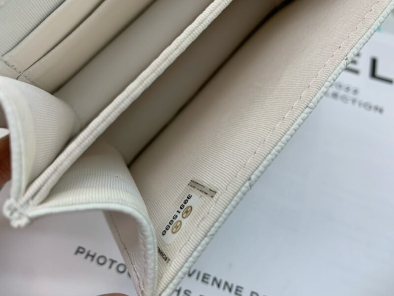 CHANLE Vintage Chain Bag-13*9.5*6CM