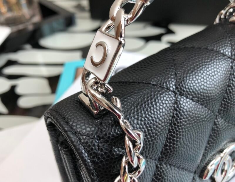 CHANLE Vintage Chain Bag-13*9.5*6CM