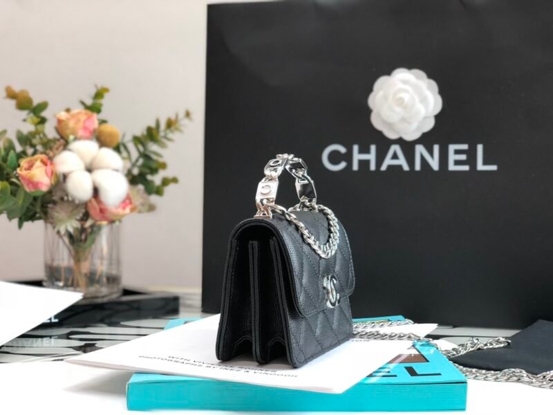 CHANLE Vintage Chain Bag-13*9.5*6CM