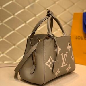 Louis Vuitton Montaigne BB-29*20*13CM