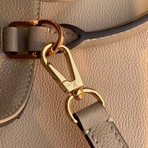 Louis Vuitton Montaigne BB-29*20*13CM