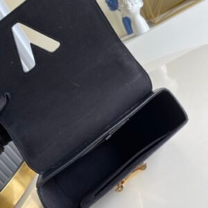 Louis Vuitton Twist MM-23*18*8CM