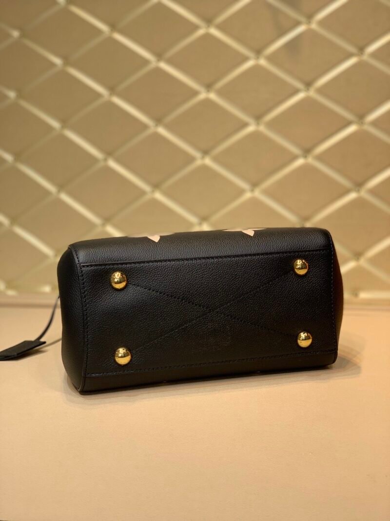 Louis Vuitton Montaigne BB-29*20*13CM