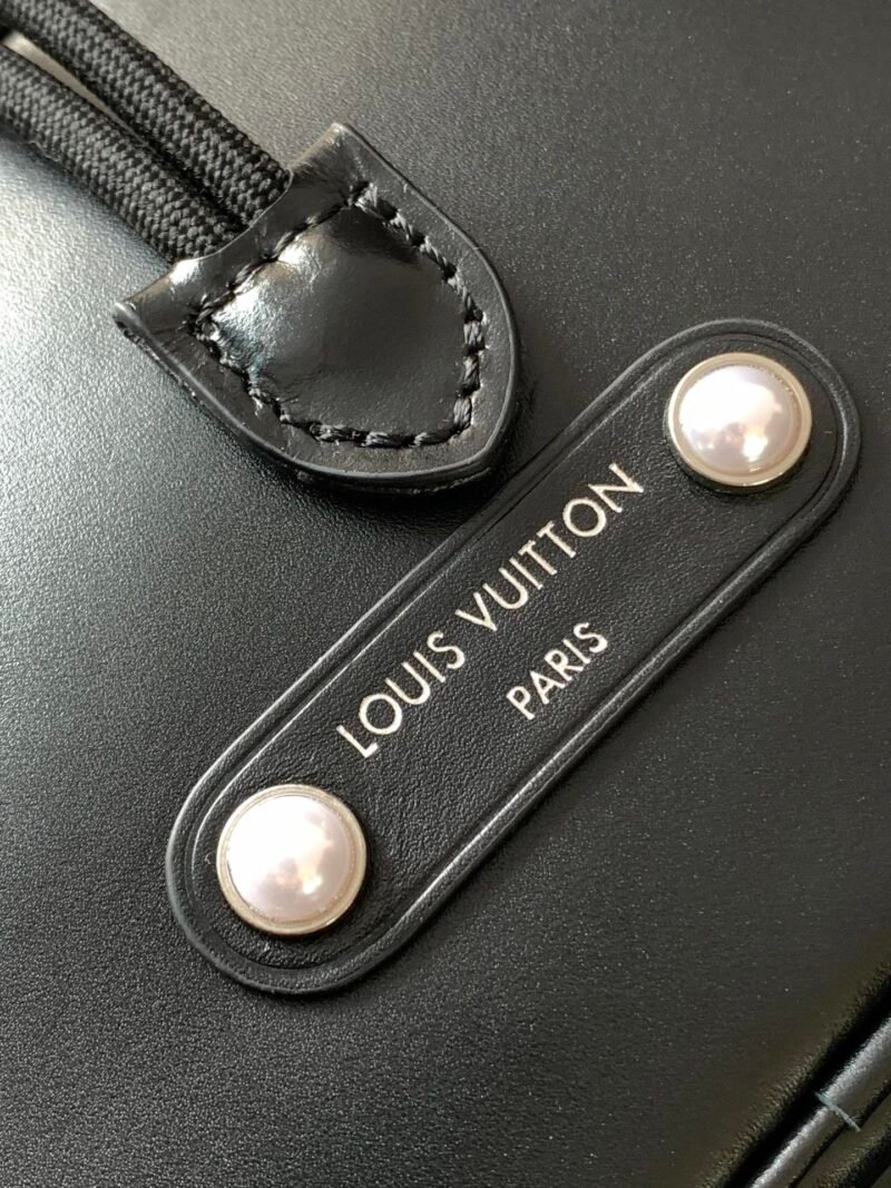 Louis Vuitton Noé Cargo-M13985-24 x 16 x 22CM