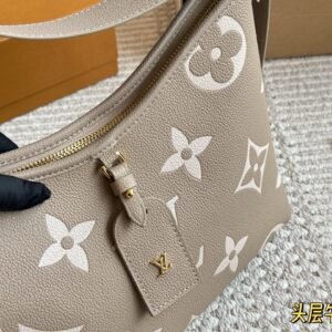 LOUIS VUITTON CARRYALL PM CarryAll PM 29*22cm