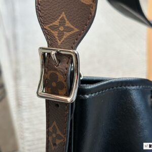 imgi_7_6.jpg LOUIS VUITTON CARRYALL DARK GM 42*30cm