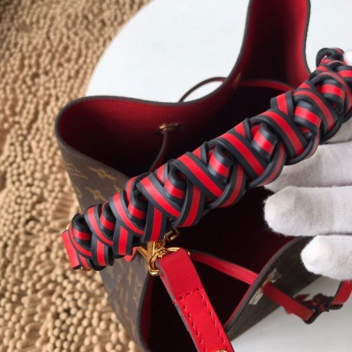 Louis Vuitton NéoNoé-26*26*17.5CM