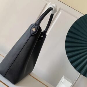 Louis Vuitton Lock Me Hobo-29.5*34*16CM