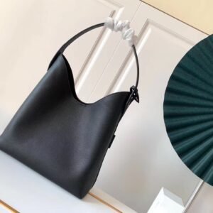 Louis Vuitton Lock Me Hobo-29.5*34*16CM