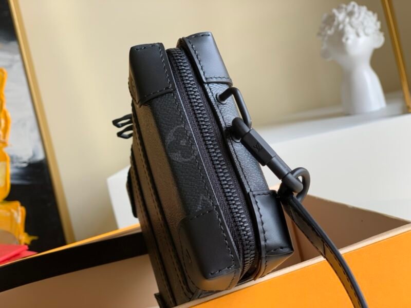 LV Soft Trunk Wallet-22.5*14*5CM