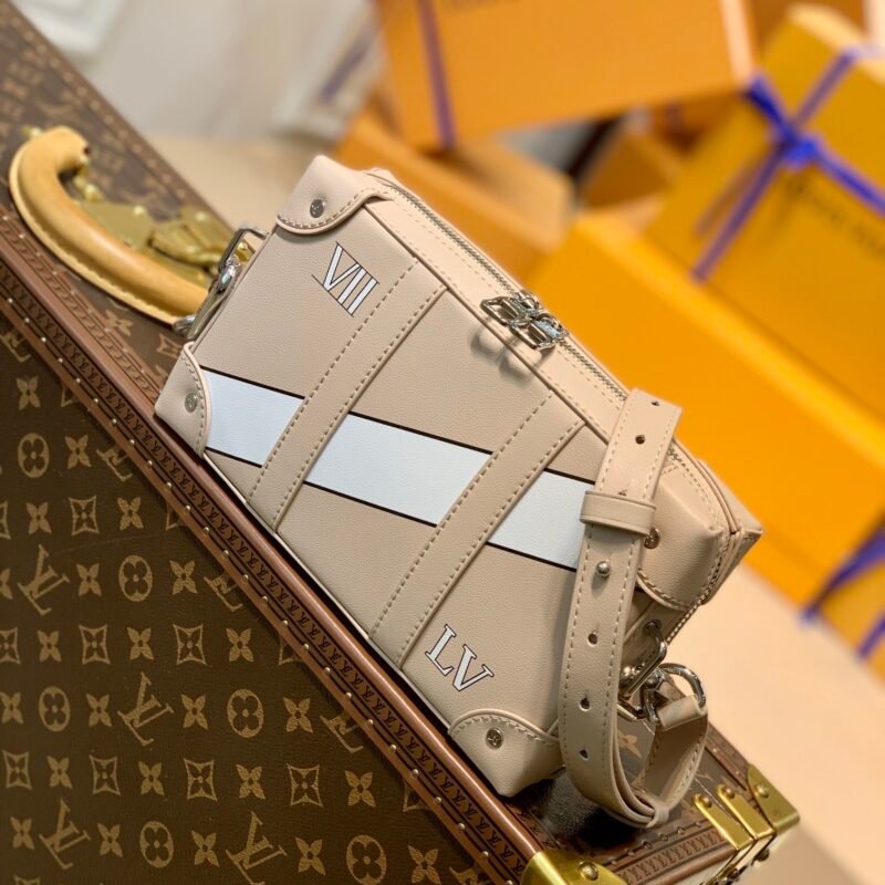 LV Soft Trunk Handbags-M45880-22.5 x 14.0 x 5CM