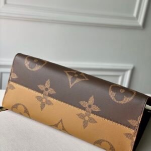 Louis Vuitton Onthego Handbag-41*34*19CM(Black strap&NO BOX)