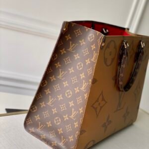 Louis Vuitton Onthego Handbag-41*34*19CM(Black strap&NO BOX)