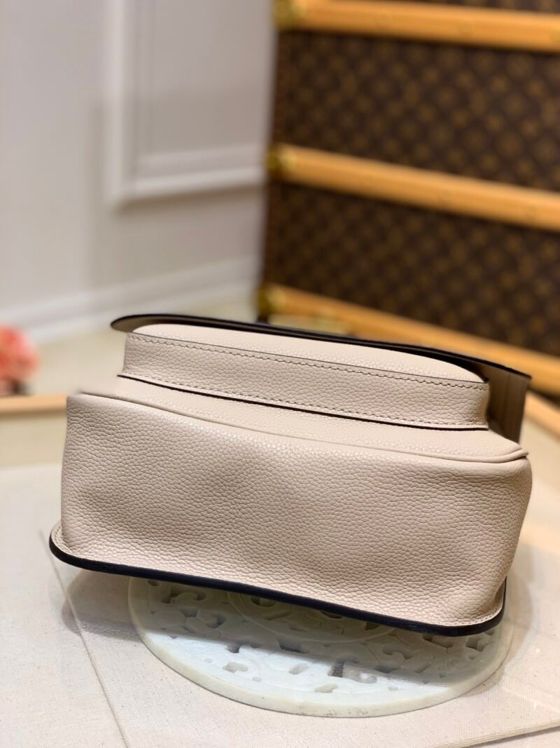 Louis Vuitton Lockme Handbags PM-M57073-23*17*11CM