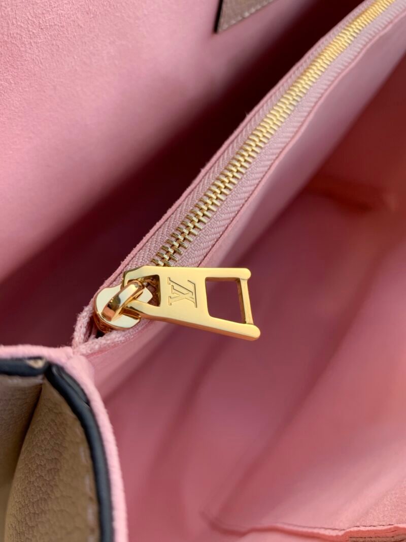 Louis Vuitton Lockme Handbags M57345-42*28*15CM